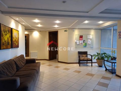 Apartamento em Rua Pedro Américo - Novo Mundo - Curitiba/PR