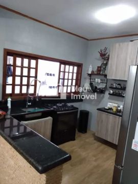 BRA20247 - Aluguel Casa 5 Dormitórios Bairro Pararangaba - Zona Leste - São José dos Campo