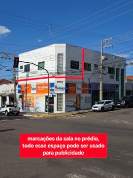 Alugo sala comercial av 9 de Julho