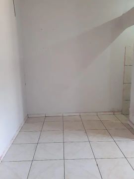 Alugo quarto no equatorial 