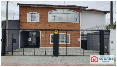 Casa para alugar, 300 m² por R$ 6.800/mês - Centro - São José dos Campos/SP