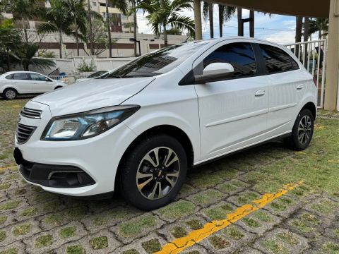 ÔNIX LTZ 2014 BRANCO 