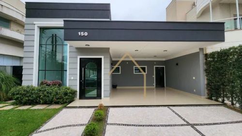 BELÍSSIMA CASA EM CONDOMÍNIO DE ALTO PADRÃO - TERRAS DO IMPERADOR