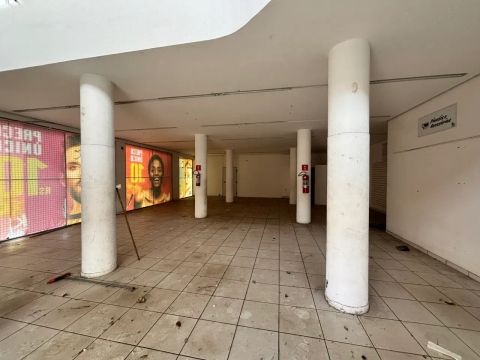 Imóvel para aluguel e venda tem 500 metros quadrados em Centro - Bauru - SP