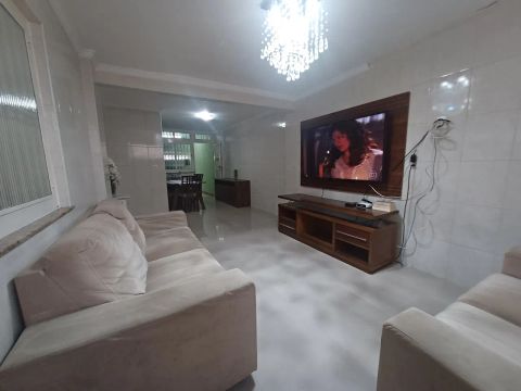 Casa com 4 quartos a venda no Engenho Novo