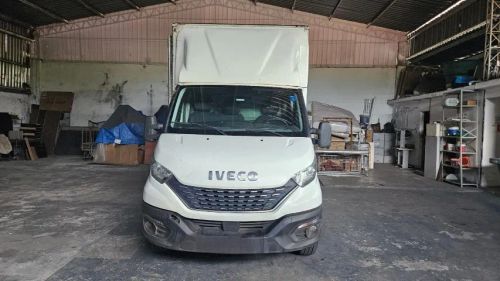 Iveco Daily 35-150 Ano 2021 Baú Carga Seca