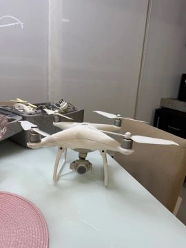 Vendo ou troco drone DJI phantom 4 Pro em perfeito estado 