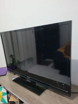 Televisor Semp Toshiba 40 polegas LCD Usado