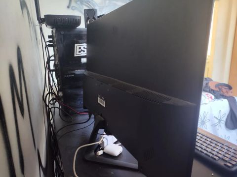 Monitor Gamer 27 polegadas (DEFEITO)