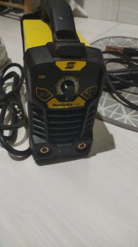 Solda HandyArc 142i Esab monofásico.