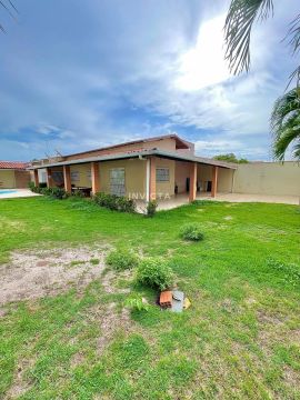 Vendo Casa no Araçagy, 600m²,  04 Vagas , 04 Quartos,  Oportunidade