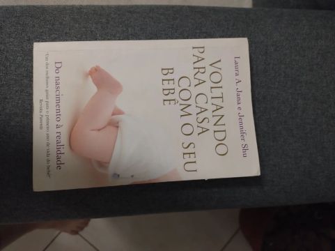 Livro usado em bom estado