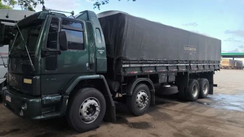 Ford cargo 2422 /
