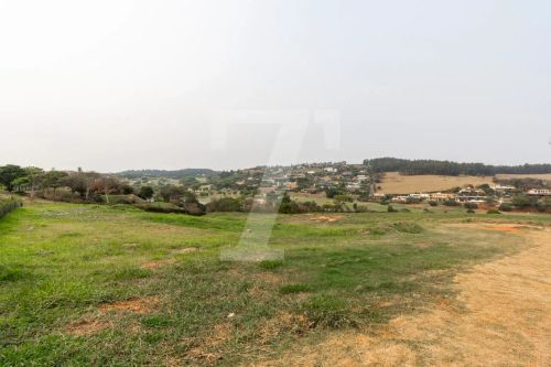 Condomínio Fazenda da Grama Lote à Venda com vista !