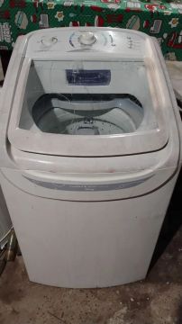 Máquina de Lavar Roupa Electrolux 10kg Turbo Economia
