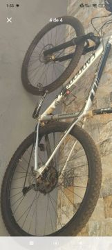 Bicicleta cannondale