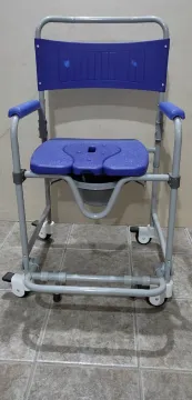 Cadeira de Banho Dobrável e Desmontável até 150 Kg D45 Dellamed.