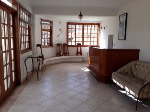 Casa de condomínio RESIDDNCIAL 9   venda possui 364 m com 4 quartos com 2 suites valor 1.8