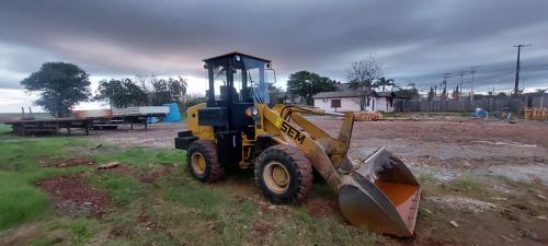Pá carregadeira SEM 618D