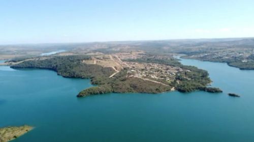 Chácara no Lago Corumbá 4, Escritura e Infraestrutura