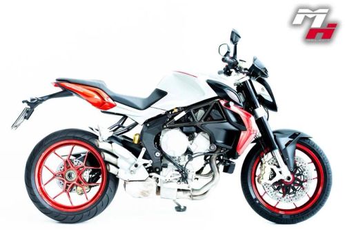 MV AGUSTA BRUTALE 800 2014