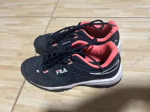 Tênis Fila original número 39