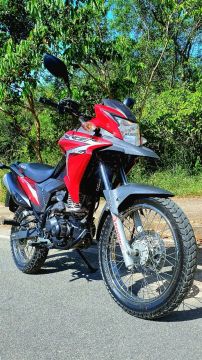 Moto XRE 190 com mecânica 100%