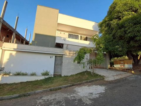 Vendo e Alugo Casa Duplex no Bairro Marista