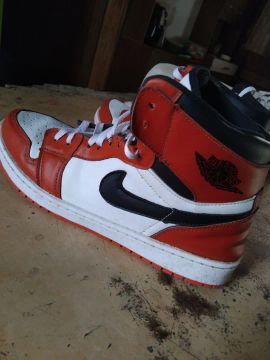 TENIS USADO EM PERFEITO ESTADO