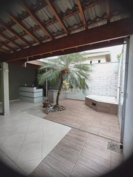 DN Oportunidade - Casa em condomínio - Villa Branca - 3 Dormitórios - 90m²