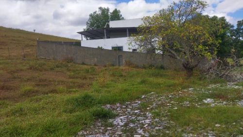 Terreno plano em soturno