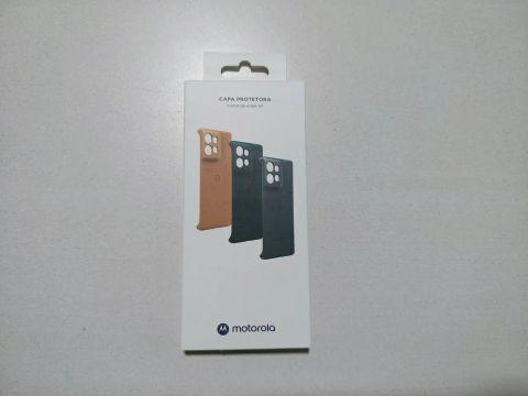 Capa protetora original para Motorola Edge 50 - Peach Fuzz