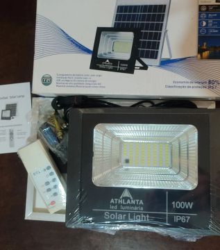 Refletor Solar Athlanta 100w 6500 Placa Solar Cor Da Carcaça Preto