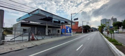 Área com 1.000m² em Santo Amaro - SP