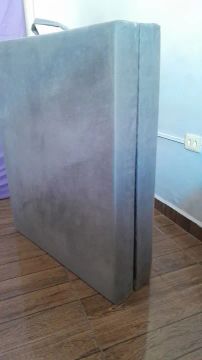 Vende se cama Dobrável semi nova