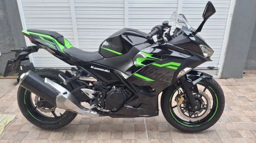 Kawasaki Ninja 400