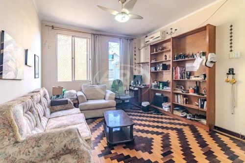 Apartamento de 99.0m² no bairro Floresta, com 3 qu