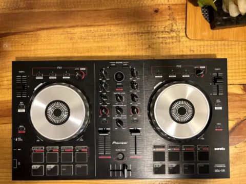 Controladora Pioneer DDJ-SB - SOMENTE VENDA