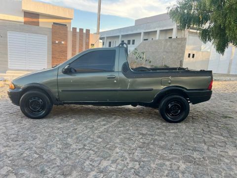 FIAT STRADA 2000 Usados e Novos