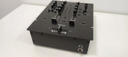 Mesa de DJ Voxa M10 - 2 Canais