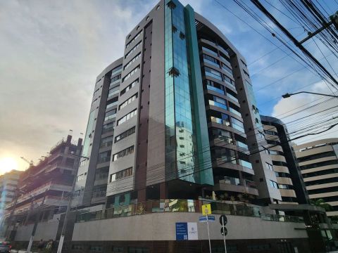 Alugo ed. Cidade Guimarães 4/4 todos suítes Mobiliado 