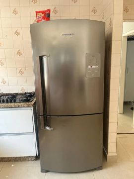 Geladeira inverse Maxi Brastemp 