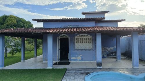 CASA COM 3/4 EM COND. EM ARATUBA