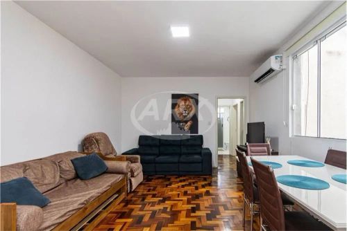 Apartamento de 91.0m² no bairro Floresta, com 3 qu