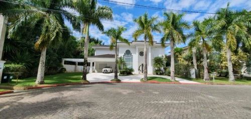 VENDA | MANSÃO JARDIM PERNAMBUCO I | 4 SUÍTES | 5 VAGAS | 700 m² | GUARUJÁ