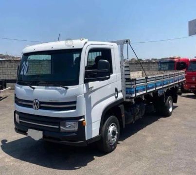 Vw Deliverey 11-180 ano 2019 carroceria de madeira (transferência de dívida)