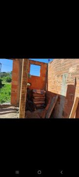 Vendo terreno com Kitnet
