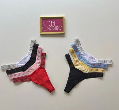 Calcinha- fio duplo com strass
