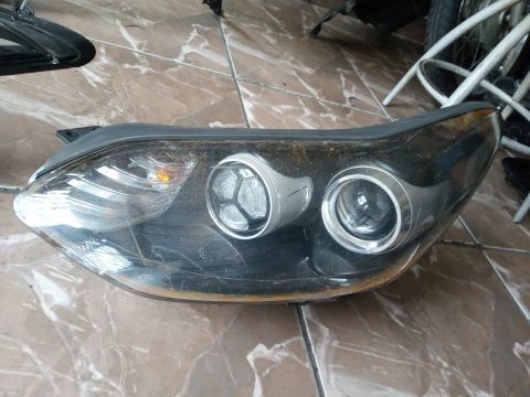 Farol Esquerdo Kia Sportage 2018 (Detalhe Lente)