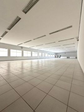 Ponto comercial para venda e locação no Centro